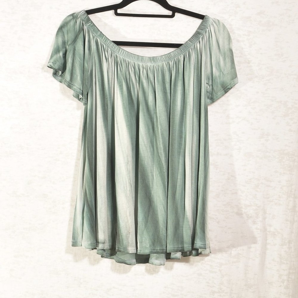Free People Movement BOHO oversized effortless sage green top size M